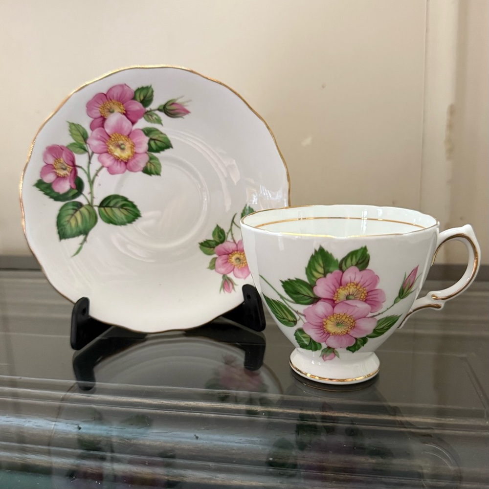 Royal Vale Bone China teacup and saucer set.
